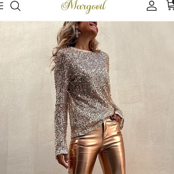 NEW IN PACKAGE, NEVER WORN Elegant Gold Sequin Crew Neck Blouse - Picture 2 of 5